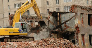 Демонтаж фасада в Губкине: цены за м2 от 368 рублей | Сварной-Гбк