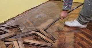 Демонтаж пола в квартире в Губкине - Стоимость от 525 рублей | Сварной-Гбк